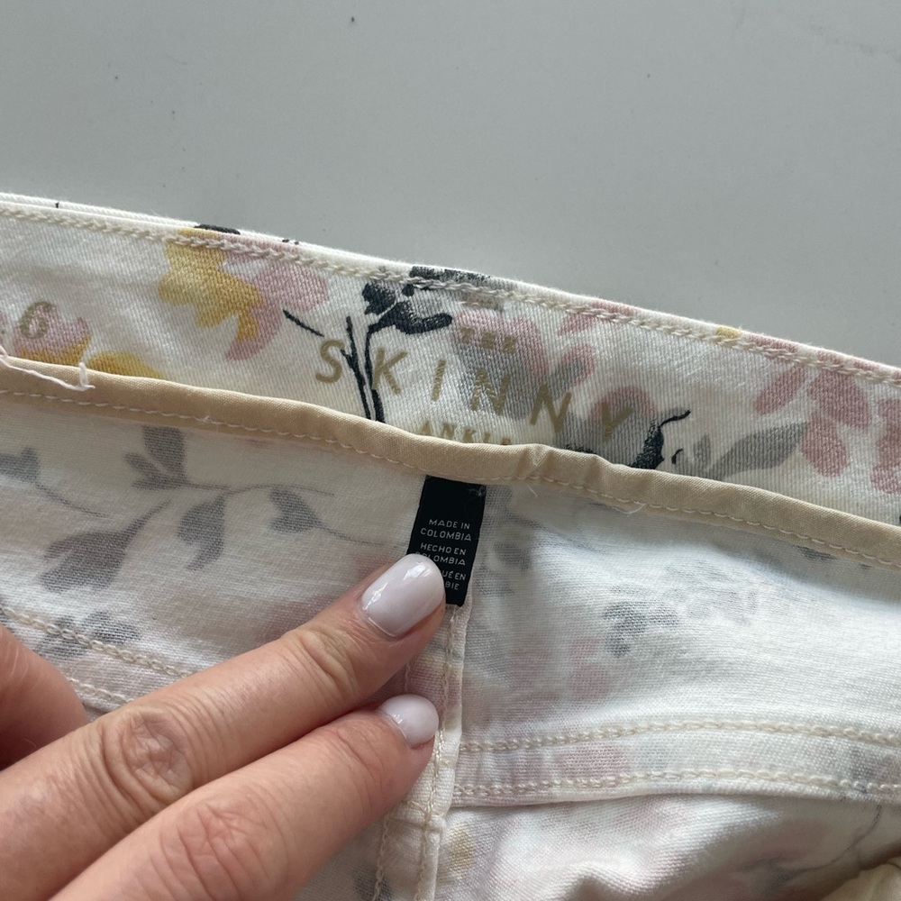 Floral Print White Women's Jeans - Pink & Yellow Blossoms - Picture 3 of 4
